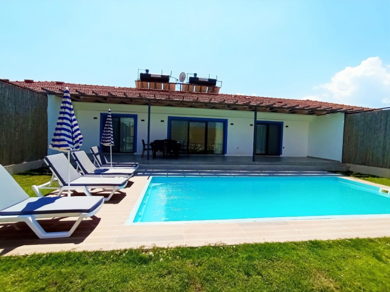 Villa Safiri
